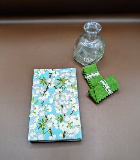 Gray and White Blossoms on turquoise background - Mini Sketchbook - French Stitch