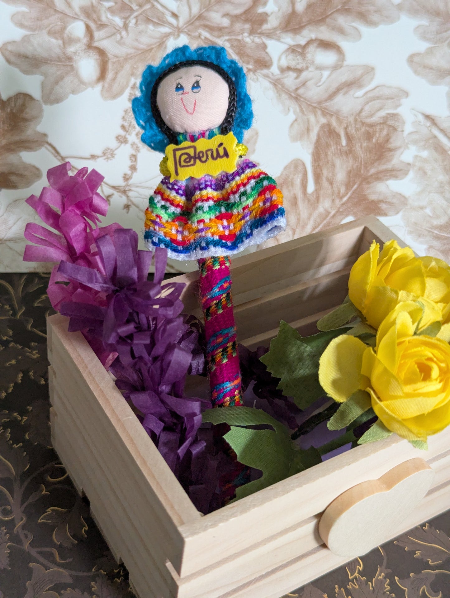 Doll Pen - Holding a Peru Banner -Teal Hat- Made in Peru