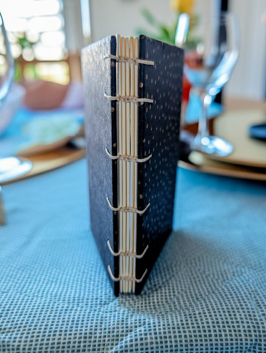 Gold polka dots on black background - Mini Sketchbook - French Stitch