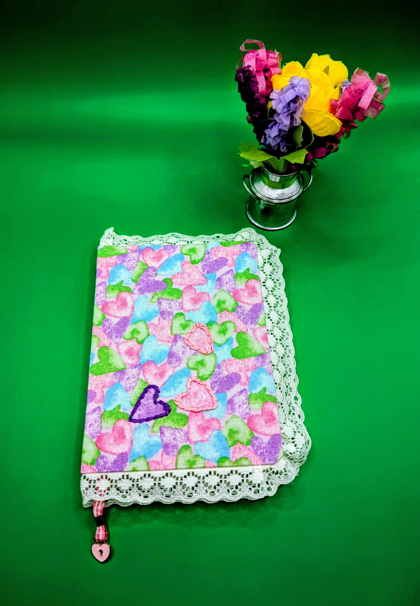 Happy Hearts - Fabric and Lace Journal