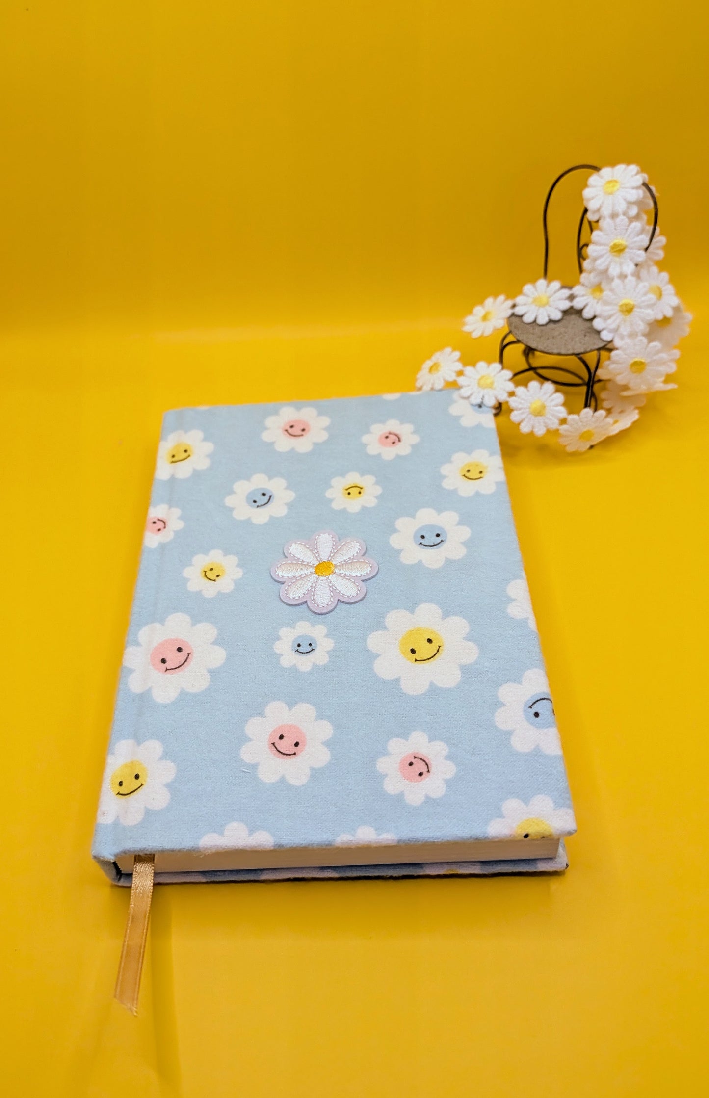Happy Daisies on Turquoise Background - Handmade Fabric Journal
