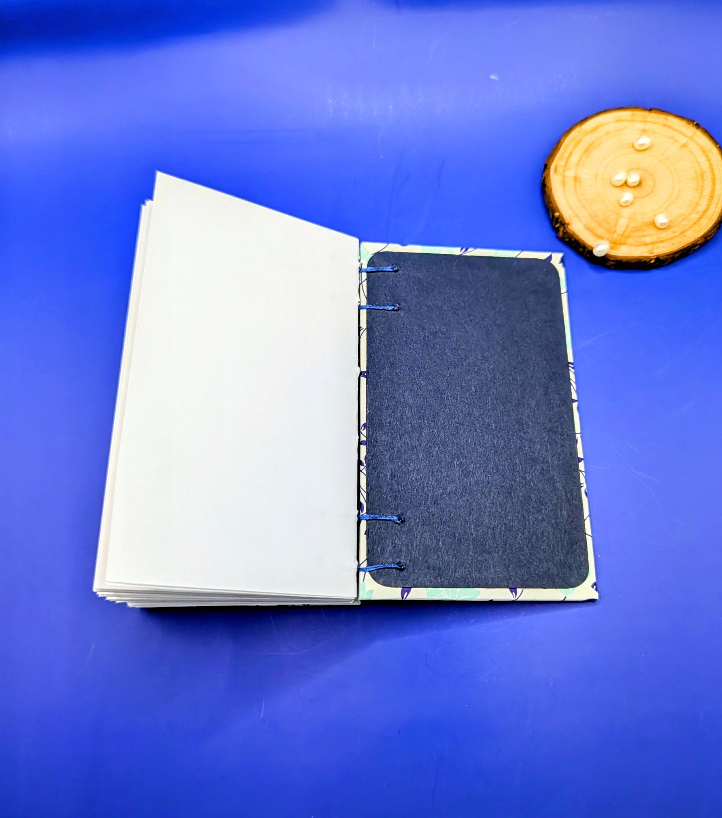 Turquoise Flowers and Blue Leaves - Mini Sketchbook - French Stitch