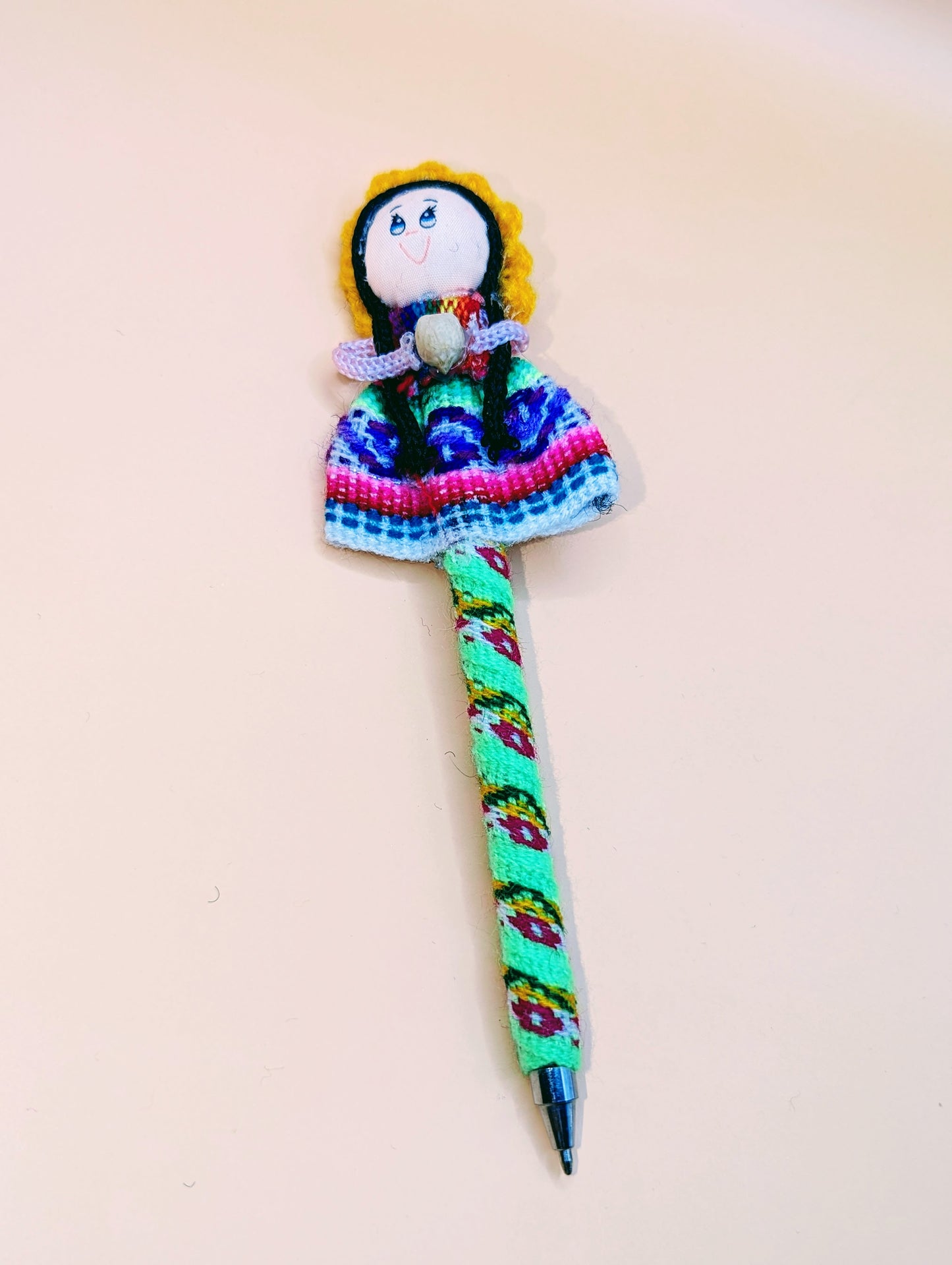 Doll Pen - Holding a nut - Made in Peru